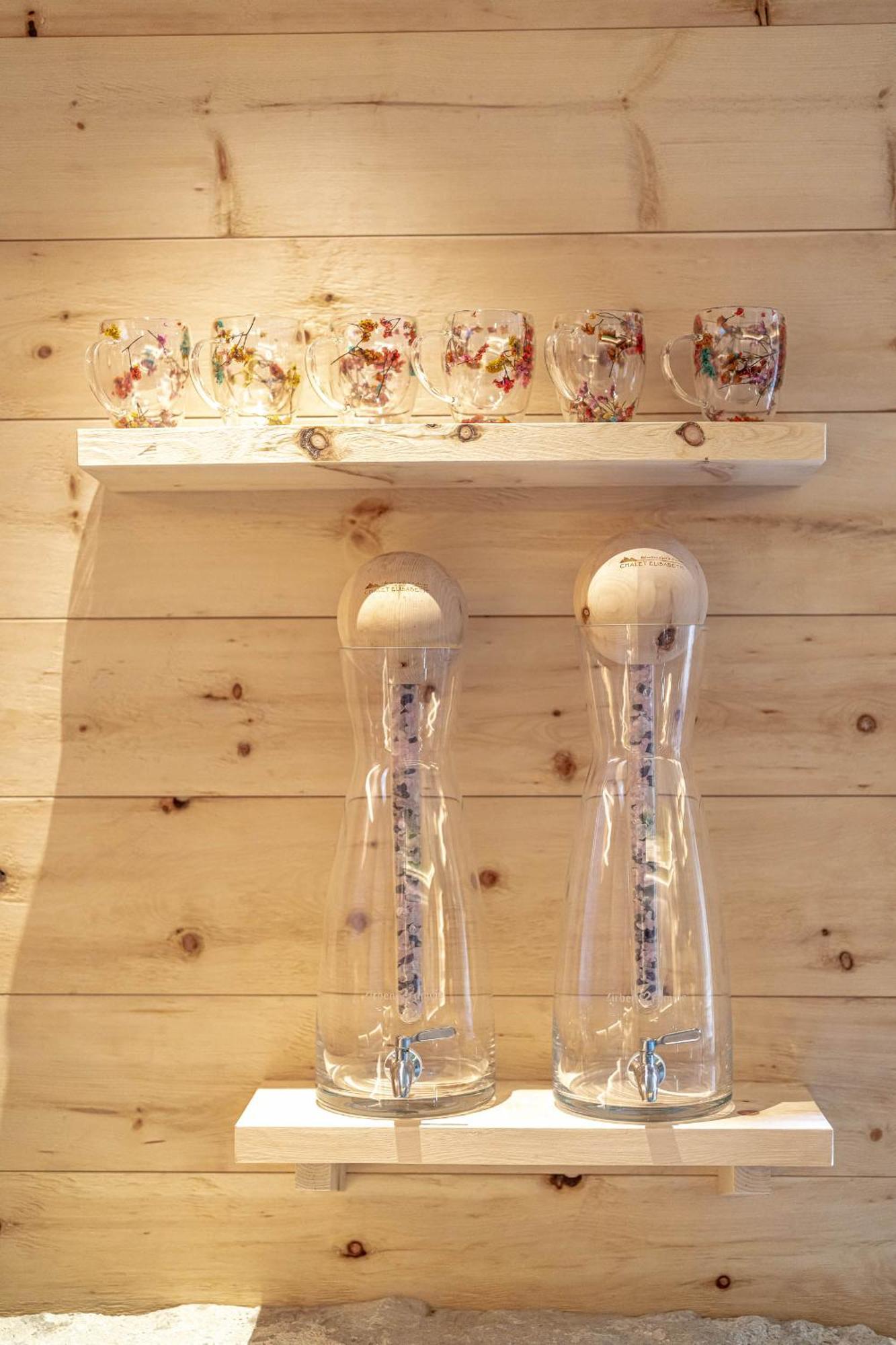 伊丽莎白木屋酒店 塞尔瓦迪加尔代纳山谷 外观 照片